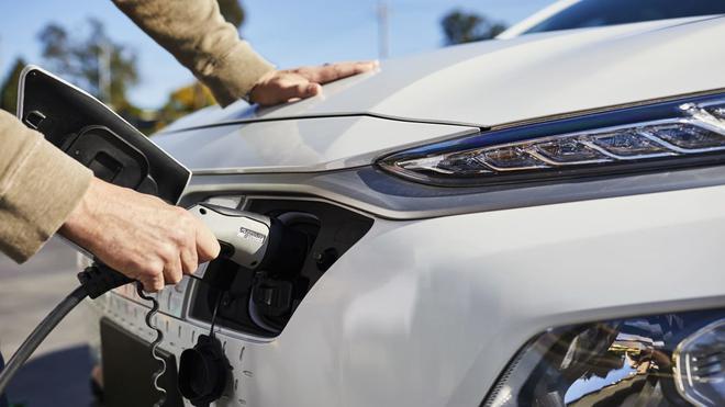 到2027年 电动汽车价格将比燃油车便宜