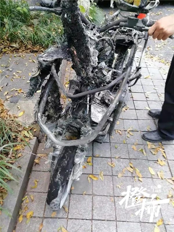 杭州电瓶车自燃事件受伤小女孩不幸离世