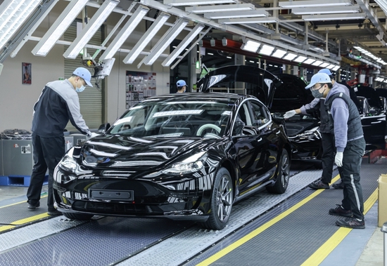 特斯拉拟通过两班制提高上海工厂的汽车产量