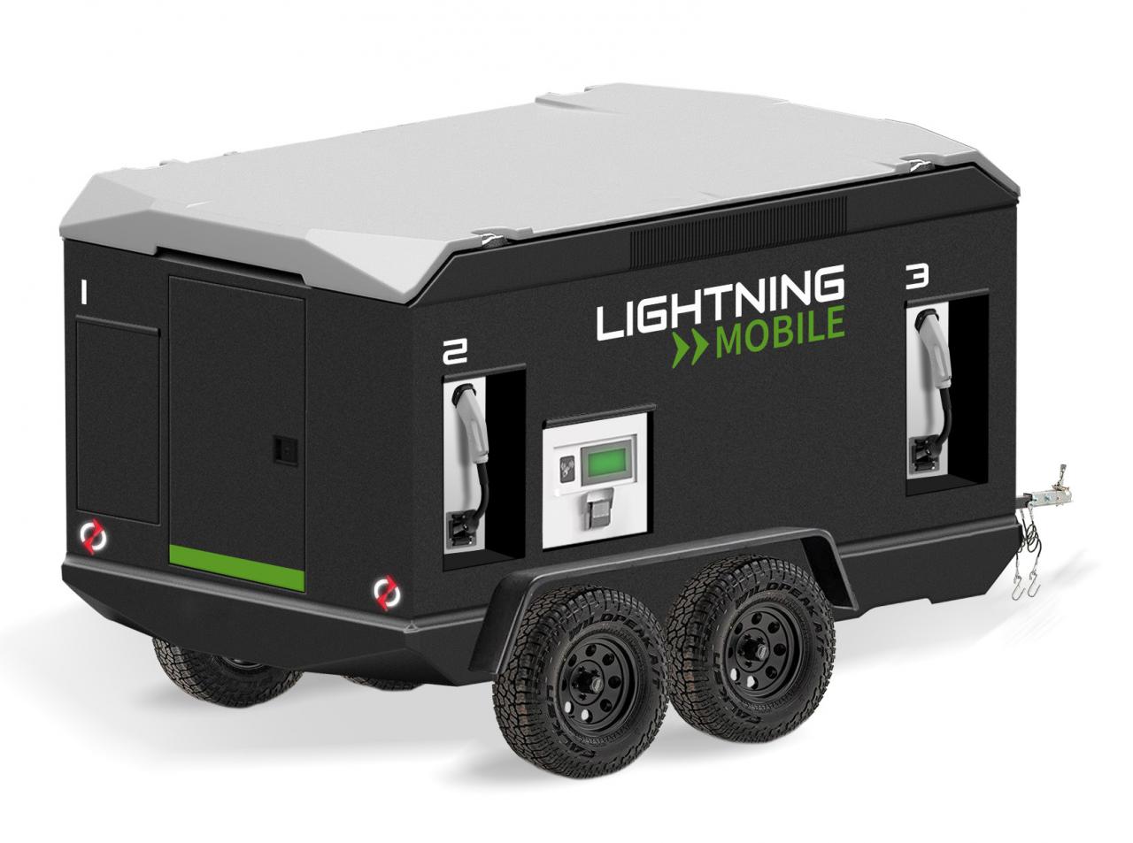 Lightning eMotors 展示移动直流充电站
