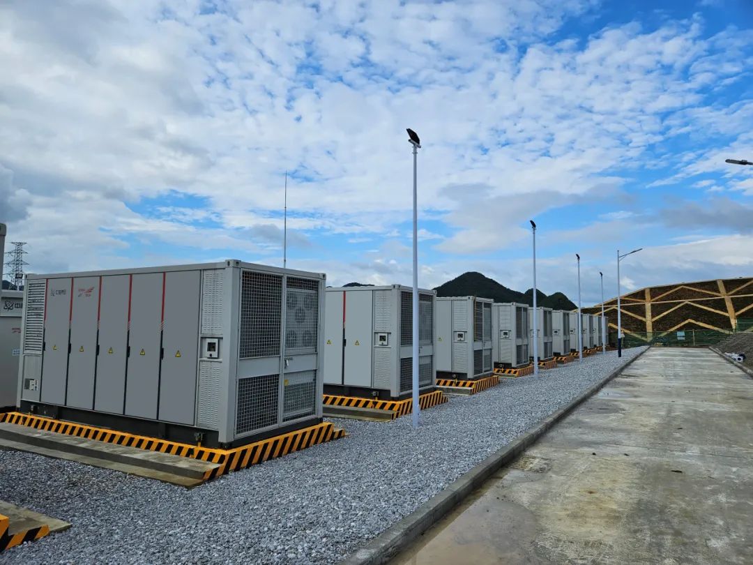贵州最大容量储能电站全面并网投运！科华数能再造液冷储能标杆