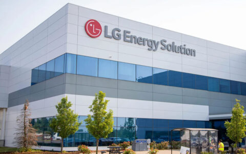 LG